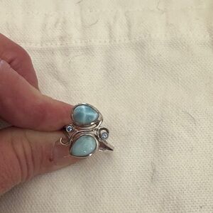 Elegant Silver and Blue Stone Ring